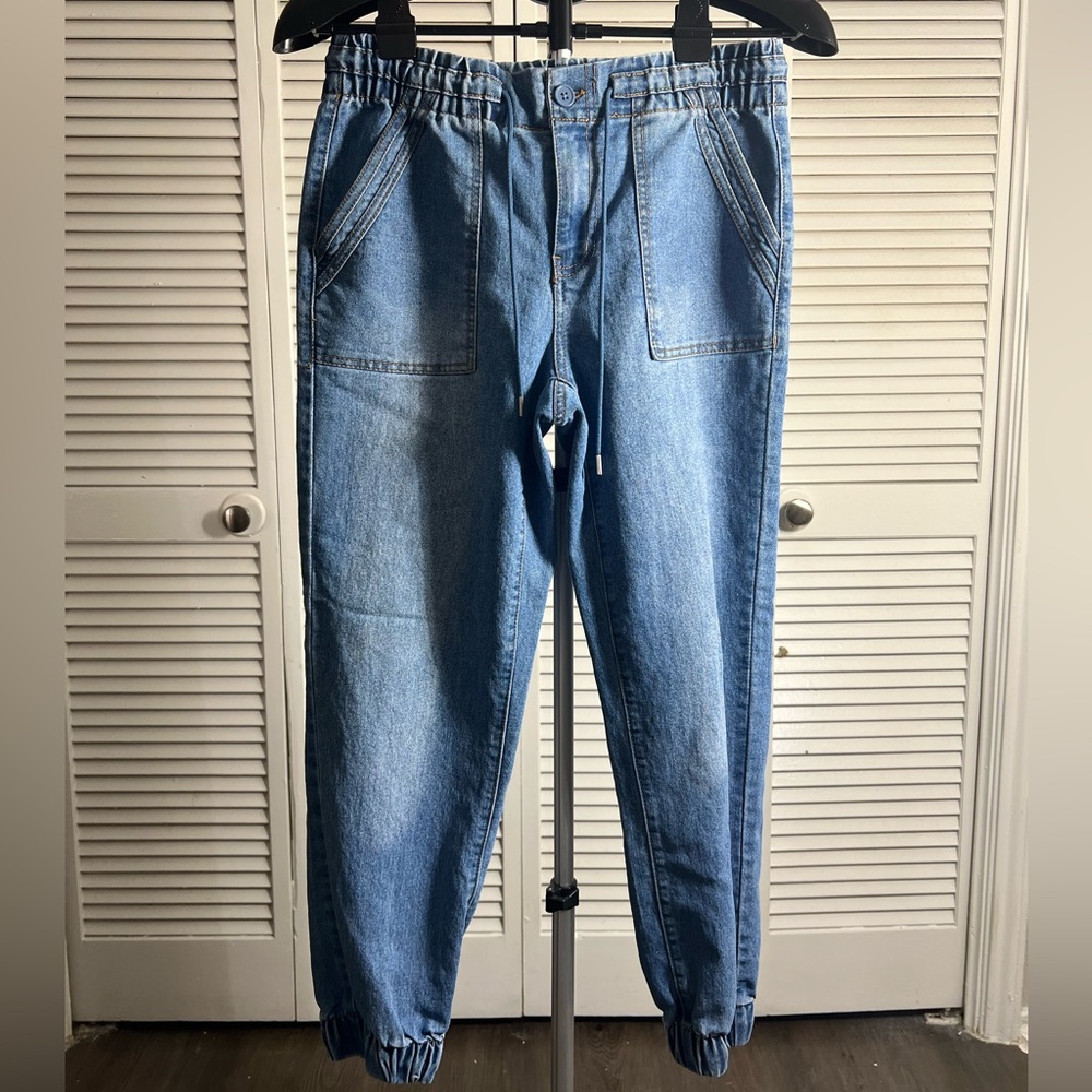 No Boundaries Light Blue Denim Jogger Jeans